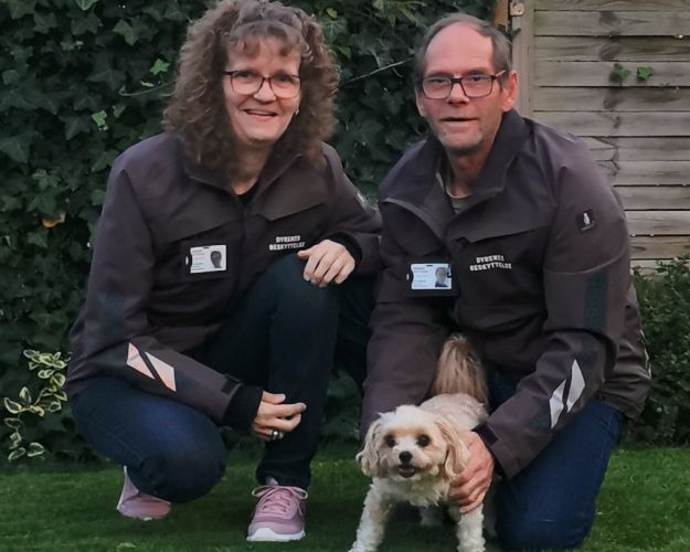 Pia Hvilshøj og Kenneth Tobiassen, kredsformænd i Nordjylland med deres hund