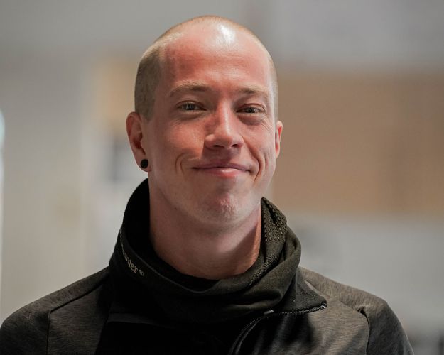 NICOLAI THOMAS